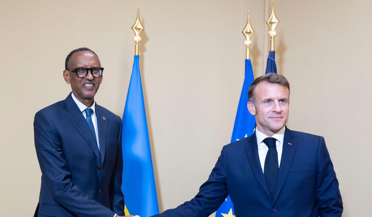 President Paul Kagame meets with his French counterpart President Emmanuel Macron  on the sidelines of the Francophonie Summit, on Saturday, October 5. Photo by Village Urugwiro