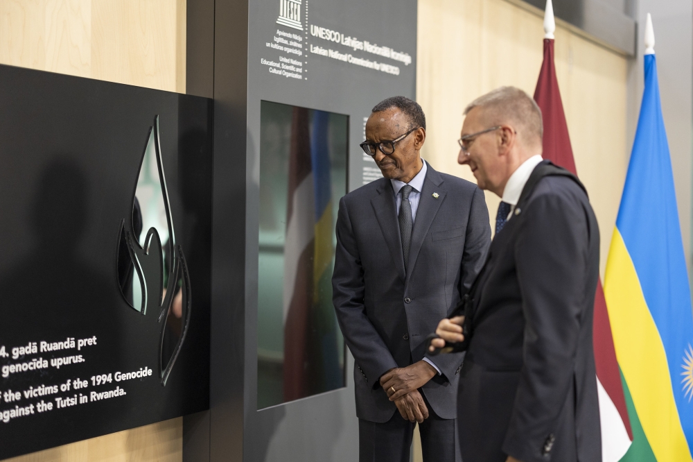 President Paul Kagame and his host President Edgars Rinkēvičs  unveil a genocide memorial  honoring the victims of the 1994 Genocide against the Tutsi in Latvia on October 2.Village Urugwiro.