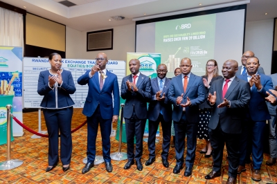 Minister of Finance, Yusuf Murangwa (2nd left), officiates the event as the BRD lists its second tranche of a Sustainability-Linked Bond, worth Rwf 30 billion, on the Rwanda Stock Exchange on Monday, October 7