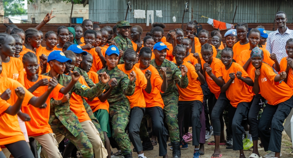 Rwandan peacekeepers under the United Nations Mission in South Sudan (UNMISS) during a physical protection training session for over 60 young girls at Malakia Girls Primary School in Malakal.