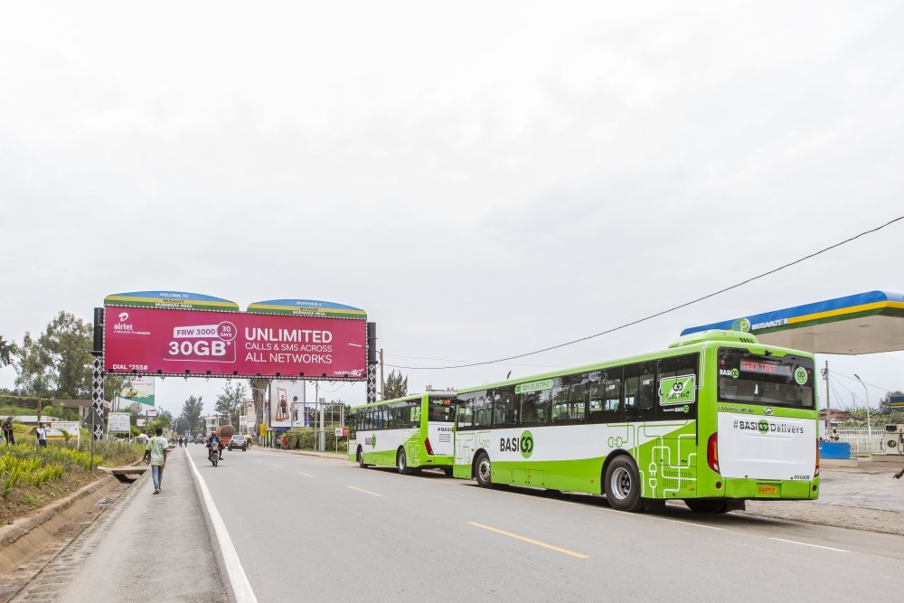 BasiGo Rwanda currently operates six pilot electric buses on routes in Kigali as well as inter-city routes serving nearby towns. Courtesy