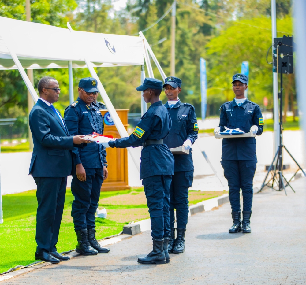 Minister of Interior Dr Vincent Biruta presided over the graduation ceremony of 2,256 new police officers who completed the 20th intake of the Basic Police Course at the Police Training School in Gishari, Rwamagana District on Friday, October 25. Courtesy