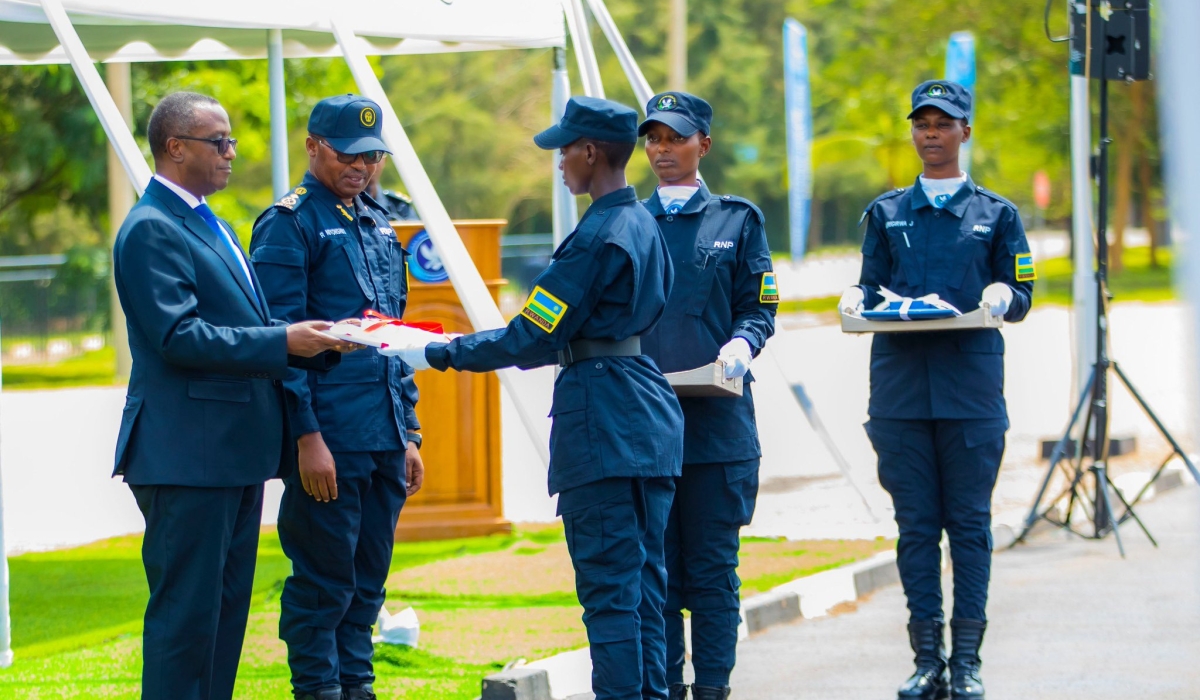 Minister of Interior Dr Vincent Biruta presided over the graduation ceremony of 2,256 new police officers who completed the 20th intake of the Basic Police Course at the Police Training School in Gishari, Rwamagana District on Friday, October 25. Courtesy