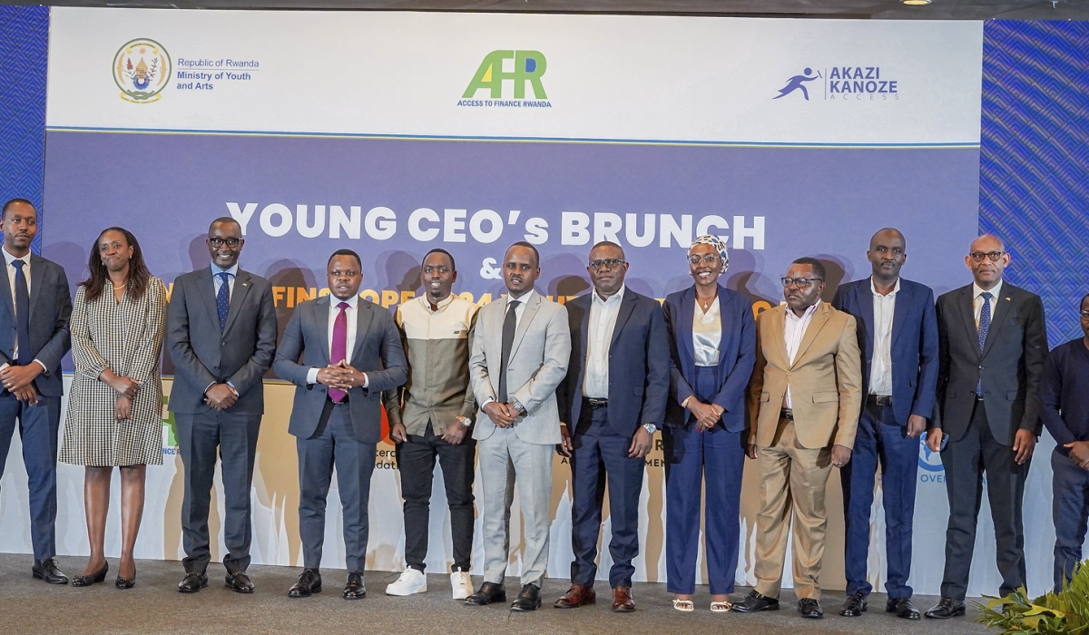 Officials pose for a group photo during the Young CEOs&#039; Brunch meeting on Thursday, October 24. Photos by Craish Bahizi