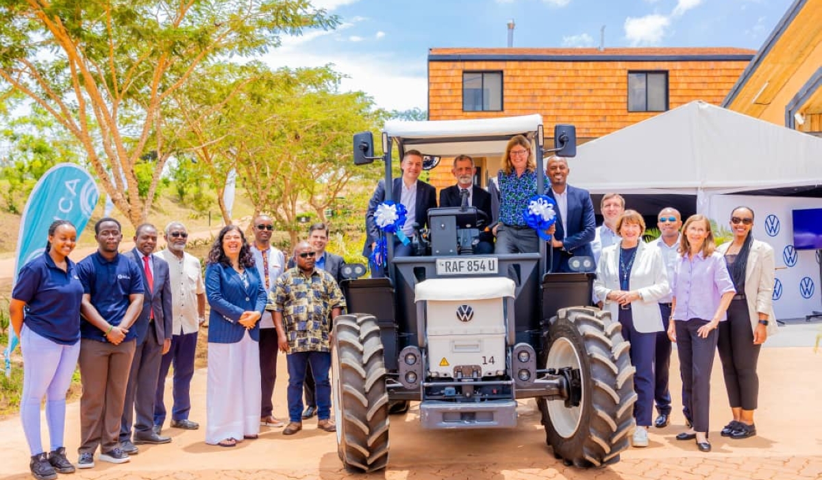 A Volkswagen GenFarm electric tractor. Such tractors are expected to support agricultural mechanisation in Rwanda (Volkswagen).