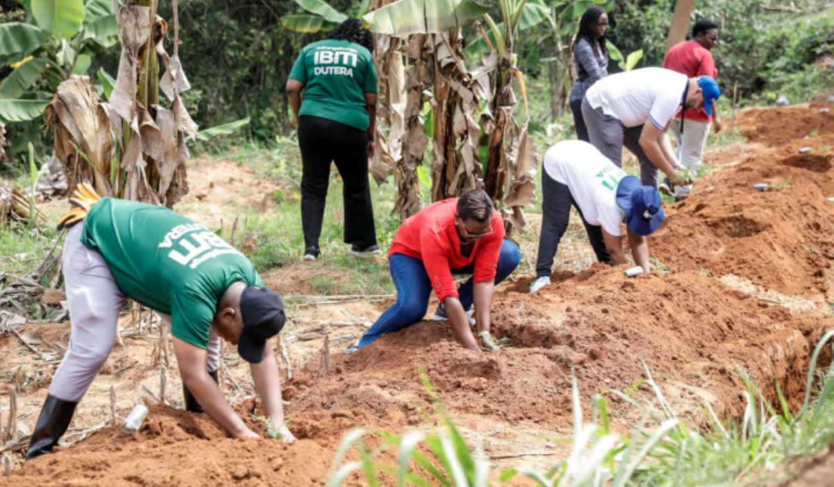 Government officials join Bugesera residents at the annual Tree Planting Day in Kanzenze cell, Ntarama sector, during Umuganda community service on October 27. Photo: Craish Bahizi.