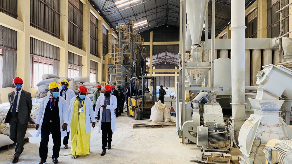 The Huye feed factory has capacity to produce 40 tonnes per day, according to officials in the Ministry of Finance and Economic Planning. Photo: Internet.