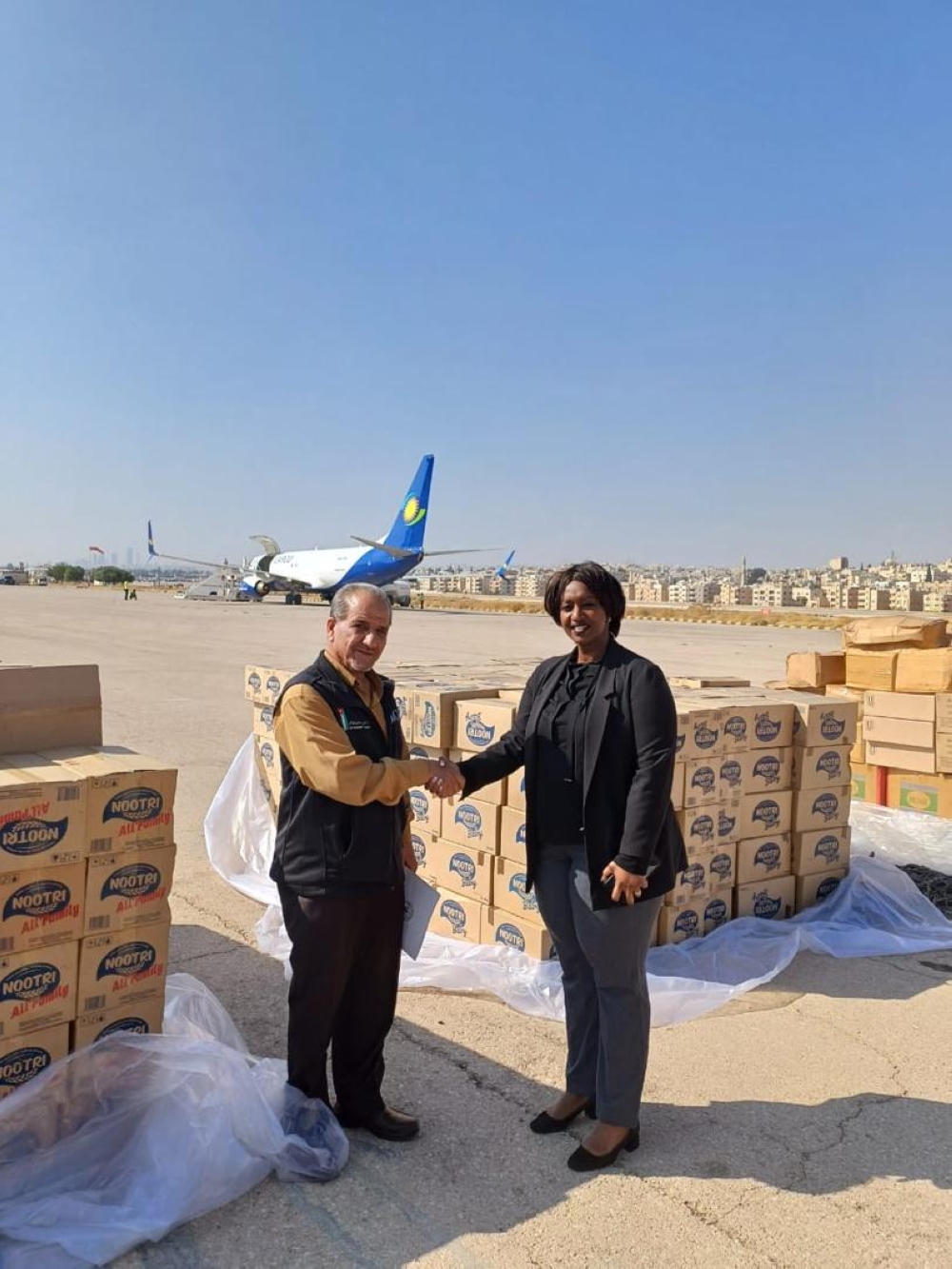 Rwanda, in partnership with the Hashemite Kingdom of Jordan, delivered a shipment of humanitarian assistance destined for Gaza. Courtesy