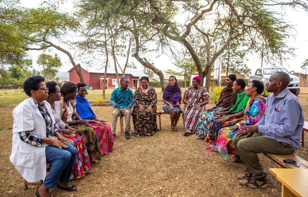 Resilience-oriented therapy enhances individual psychological resilience within a group setting.