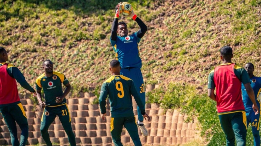 Kaizer Chiefs goalkeeper Fiacre Ntwari faces criticisms over his performances which, fans claim, have been at the heart of the club&#039;s struggles-courtesy