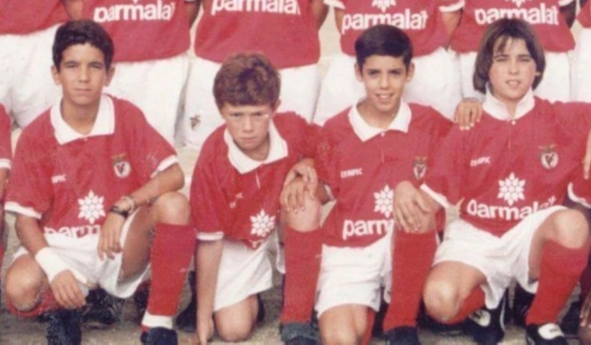 Ruben Amorim (left) pictured in the Benfica boys&#039; team along with friends Bruno Simao (second right) and Pedro Russiano (right)-PEDRO RUSSIANO