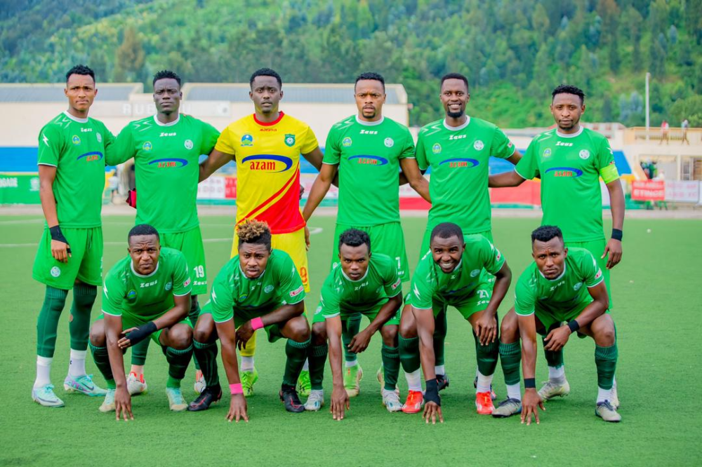 Kiyovu SC players pose for a team picture prior to a previous match. The team currently sits at the bottom of the league table after winning just one game out of the nine they have played so far. Photo by Kiyovu SC media.