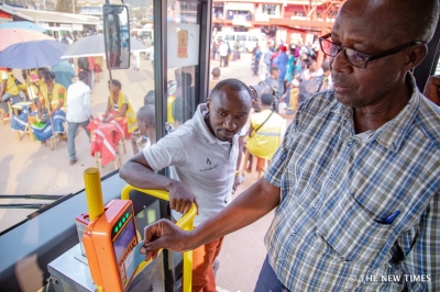 Passengers travelling by public buses in Kigali will pay fare based on the distance travelled under a new system set to be piloted this month. File