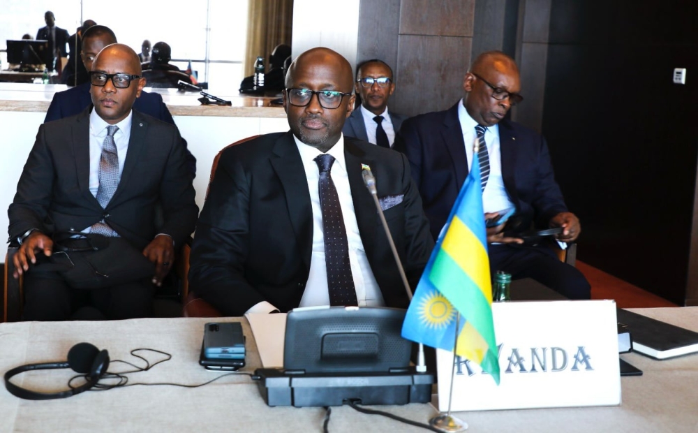 Minister of Foreign Affairs Olivier Nduhungirehe and his delegation during the ministerial summit with DR Congo&#039;s minister in Luanda, Angola on Saturday, December 14.