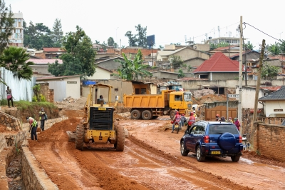 Construction works of Kabeza road where residents were expropriated in Kicukiro District. Craish Bahizi