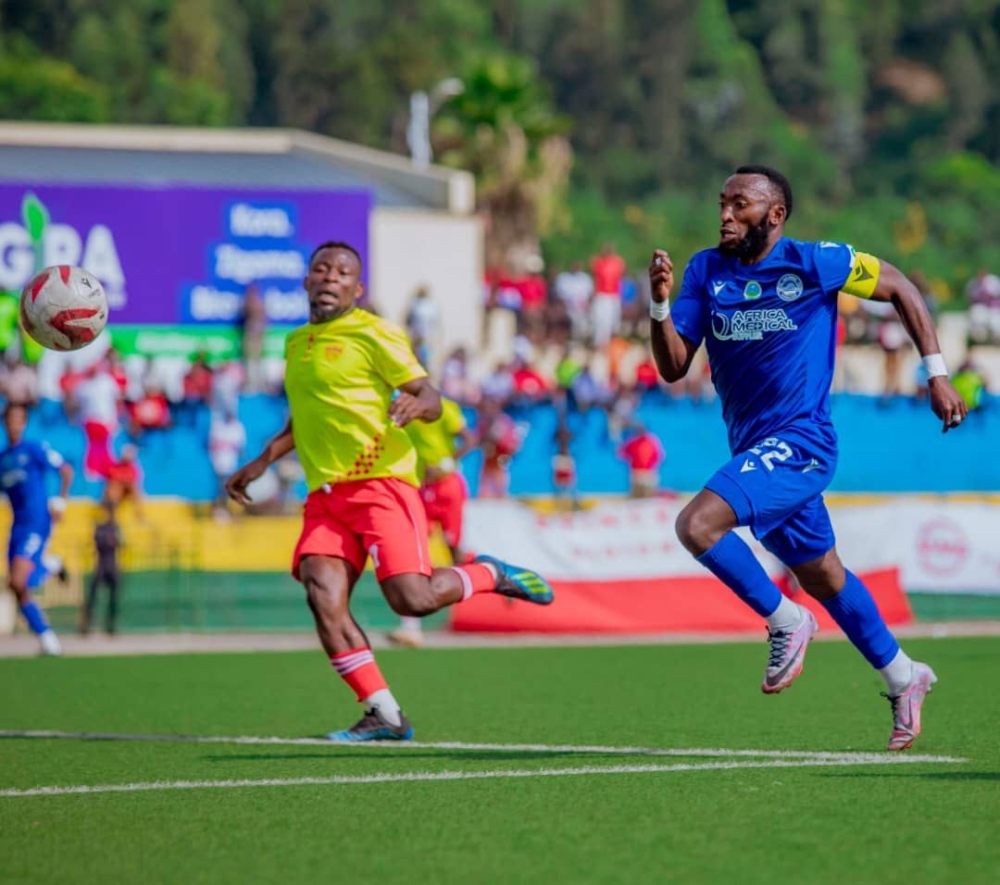 AS Kigali skipper Jean Bosco Akayezu vies for the ball in their 1-0 defeat to Etincelles on Tuesday, January 7 at Umuganda Stadium-courtesy