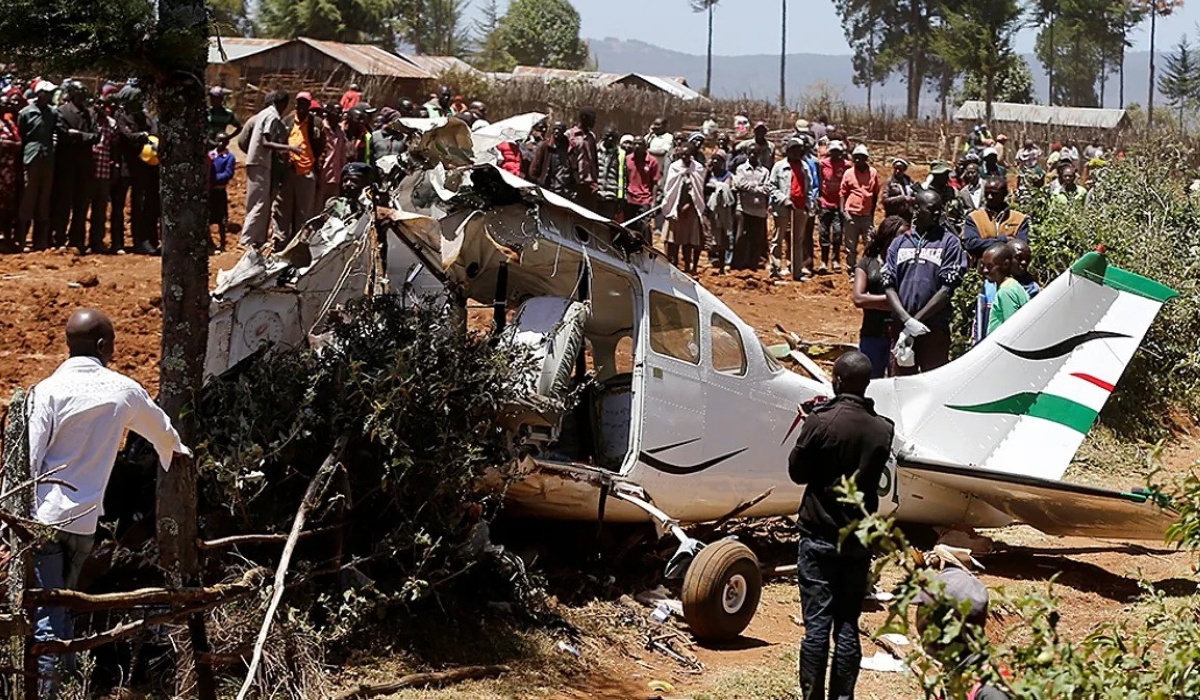 At least 3 killed on ground as light aircraft crash-lands in coastal Kenya. Courtesy