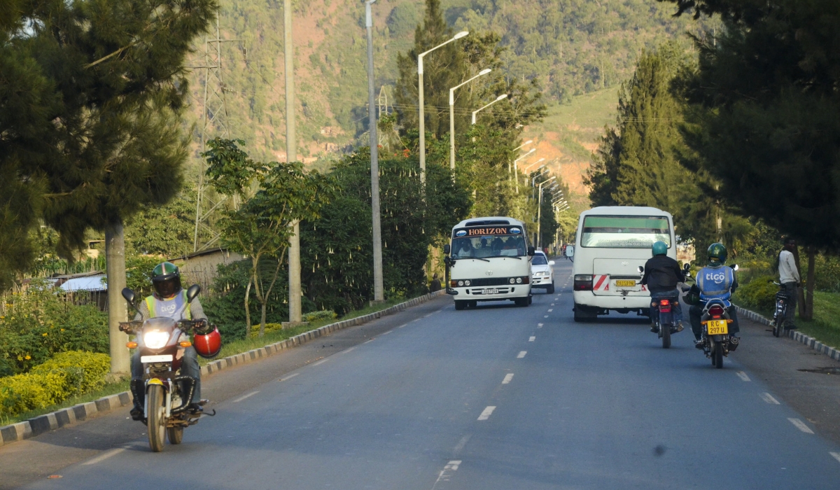 A segment of Kigali-Muhanga road at Giticyinyoni in Kigali. Expansion works for Kigali-Muhanga road are expected to commence in December. Photo by Sam Ngendahimana