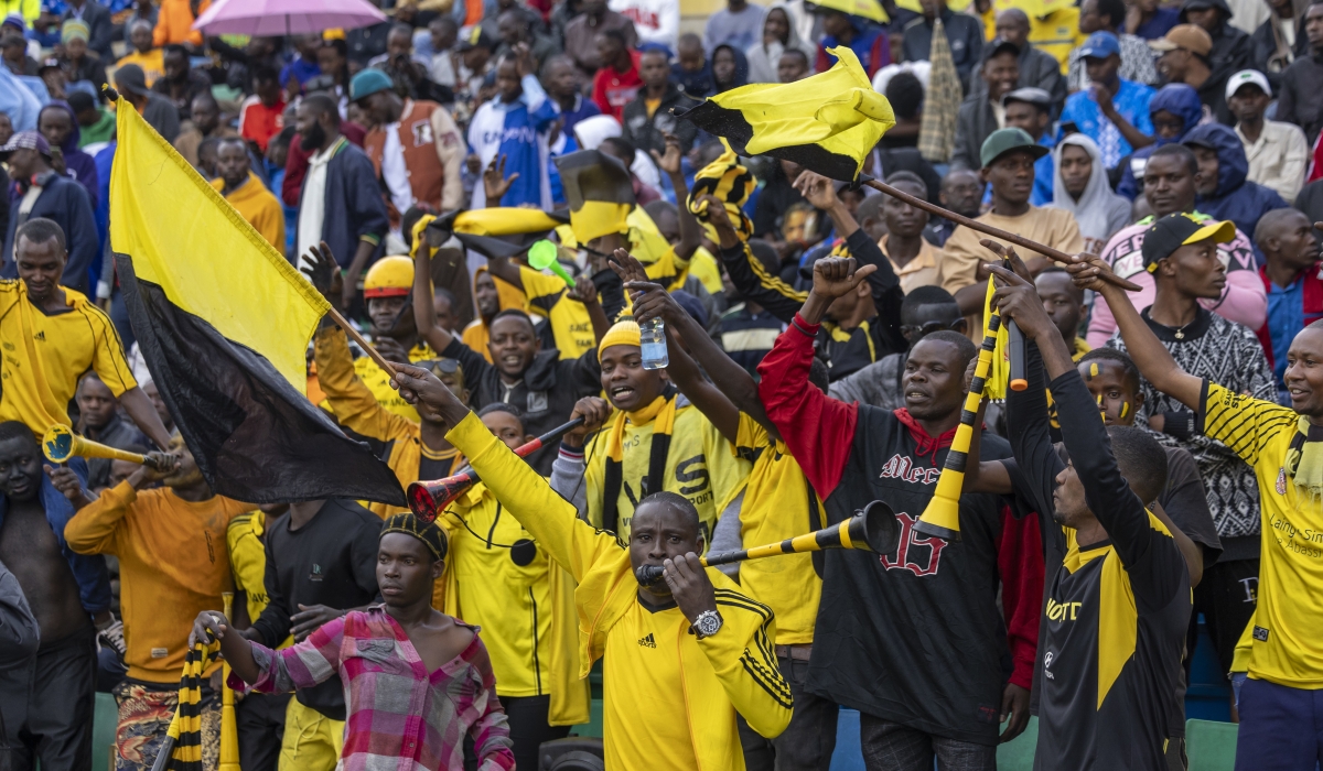 Huye town turned  to yellow when Mukura VS and Amagaju FC stunned Rwandan heavyweights Rayon Sports and APR FC repsectively over the weekend- Photo by Olivier Mugwiza