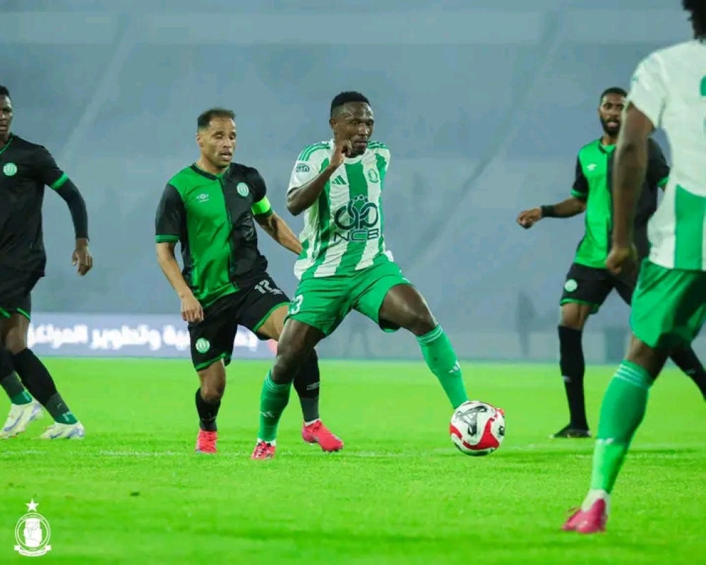 Amavubi captain Djihad Bizimana was impressive in his first start for Al Ahli as they drew 1-1 with Al Medina.