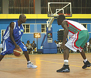 Aboubacar Barame (L) will skipper Marine in Sundayu2019s league game against APR. Barame won the 2008 title with APR. (File photo)