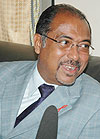 Michel Sidibu00e9  UNAids  Executive Director speaking to journalists on his arrival at Kigali International Airport (Photo F. Goodman ).