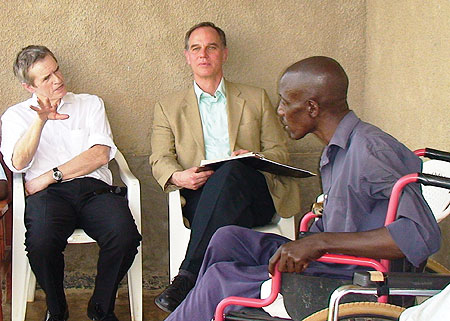 World Bank officials talking to ex-combatants (Photo/ G. Mugabe)