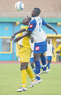 Atracou2019s Andru00e9 Lomami tries to head the ball during last yearu2019s league tie with Rayon Sport. The sides face off this afternoon. (File Photo)