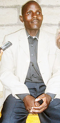 Ngusaidi speaking to journalists after receiving the award.(Photo: D. Ngabonziza)