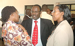 The Director of CDF Laetitia Nkunda, Fidel Ndayisaba Governor of Southern  Province and Minister of State for energy Colette Ruhamya in a discussion during  IMIHIGO ( Photo;F. Goodman)