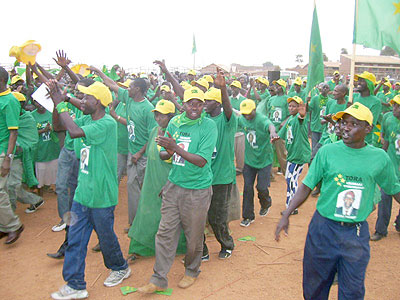 PL supporters chanting party slogans at Byumba taxi park on Wednesday. photo by A.Gahene