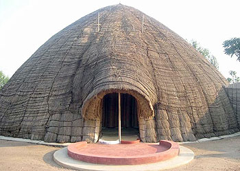 The ancient grass thatched hut that Rwandau2019s ancient Kings used.