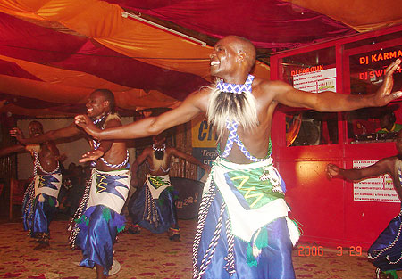 Cultural male dancers belted out their energetic dance moves and thrilled the audience.