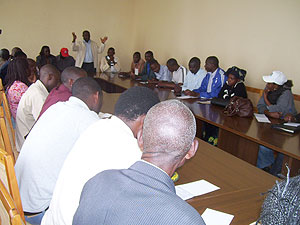 Mayor Nyangezi adressing Ngororero District visiting officials on Friday. Photo A.Gahene