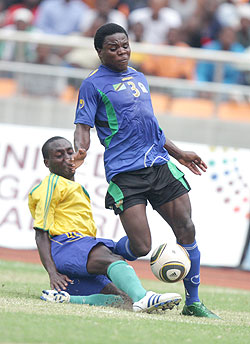 Tanzania's Stefano Mwasika in action against Amavubi. The defender was kept busy yesterday. (File Photo)