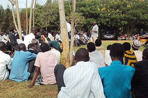 Minister Protais Musoni addressing residents in Nyagatare sector.Photo.Dan Ngabonziza