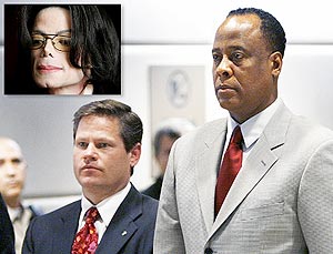 (L) Dr. Conrad Murray