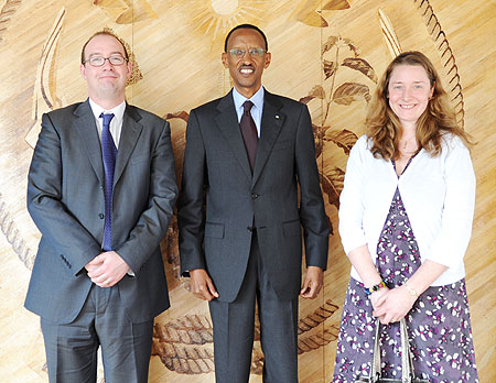 President Kagame with the new High Commissioner of the United Kingdom, Mr. Benedict Llewellyn-Jones OBE and Mrs. Laura Llewellyn-Jones after presenting his credentials at Village Urugwiro, yesterday. (Photo/Village Urugwiro)