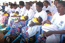 Mothers bring their children for immunisation during a national campaign. Experts have commended Rwanda on child health (File Photo)