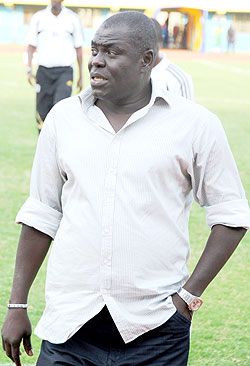 Amavubi head coach Sellas Tetteh has a tough job to do this afternoon. (File photo)