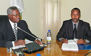 Gen. Marcel Gatsinzi and the Ministryu2019s acting PS Jean Damascene Kayitana during the press conference yesterday (Photo T.Kisambira)