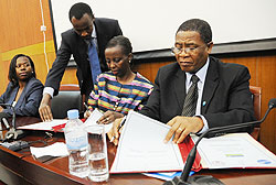 COMESA SG Sindiso Ngwenya signing an agreement with Minister Louise Mushikiwabo for the establishment of the CNS-ATM in Rwanda. AfDB has bankrolled the project