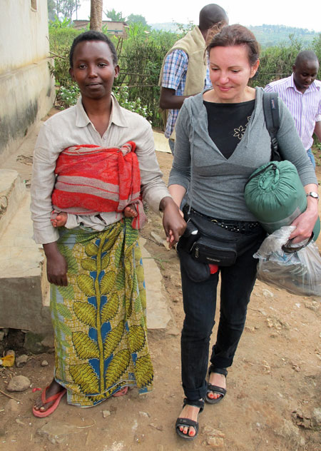 DfID boss, Elizabeth Carriere (L) recently spent three days with a family in Nyanza  to experience rural life in the country. (Photo D Umutesi)