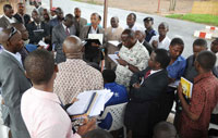 EALA Members listening to traders and stakeholders at the Akanyaru border Photo (T.Kisambira)