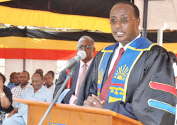 Prof Manasseh Nshuti giving his lecture at Nkumba University. The New Times / Courtesy