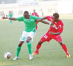 Yussuf Ndayishimiye (L) had a goal wrongly disallowed for offside on Saturday. The New Times/E. Niyonshuti.