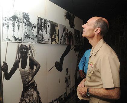 Rear Admiral Michael T. Franken tours the Genocide Memorial Centre yesterday.  The New Times / J. Mbanda. 