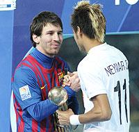 Neymar shaking hands with Messi during the Club World Championships in Japan. Net Photo.