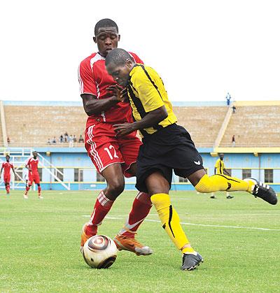 League leaders Mukura will maintain their lead with a victory against Rayon Sports this afternoon at Kamena stadium. The New Times / File