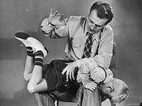 Spanking kids is sometimes a necessary disciplinary deed. Net photo.